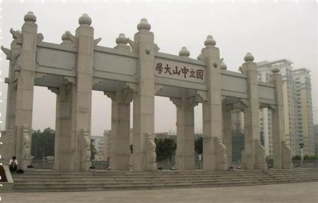 同类内容两者都保留在站内即可形成完整