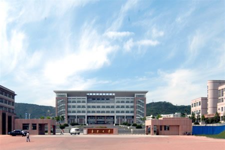 同类内容两者都保留在站内即可形成完整