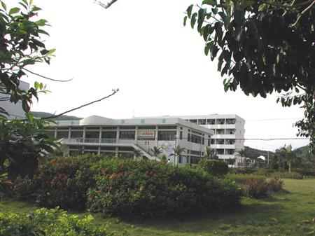 同类内容两者都保留在站内即可形成完整