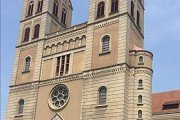同类内容红姐新澳论坛新手怎么玩查小编